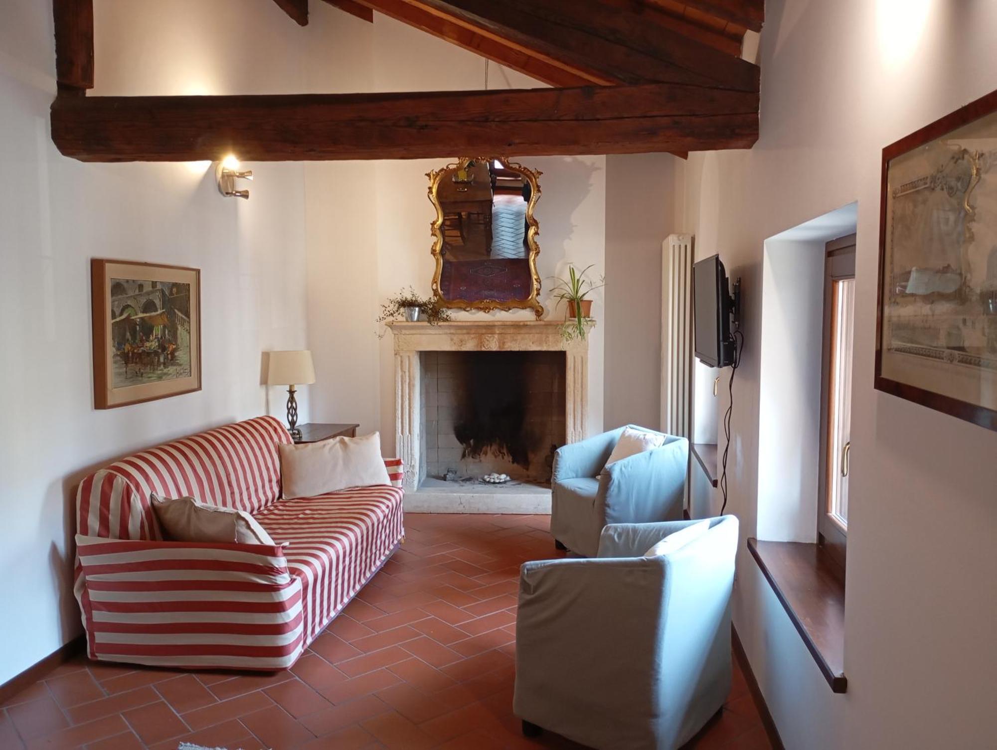 La Finestra Sul Civico Cinque Apartment Verona Luaran gambar