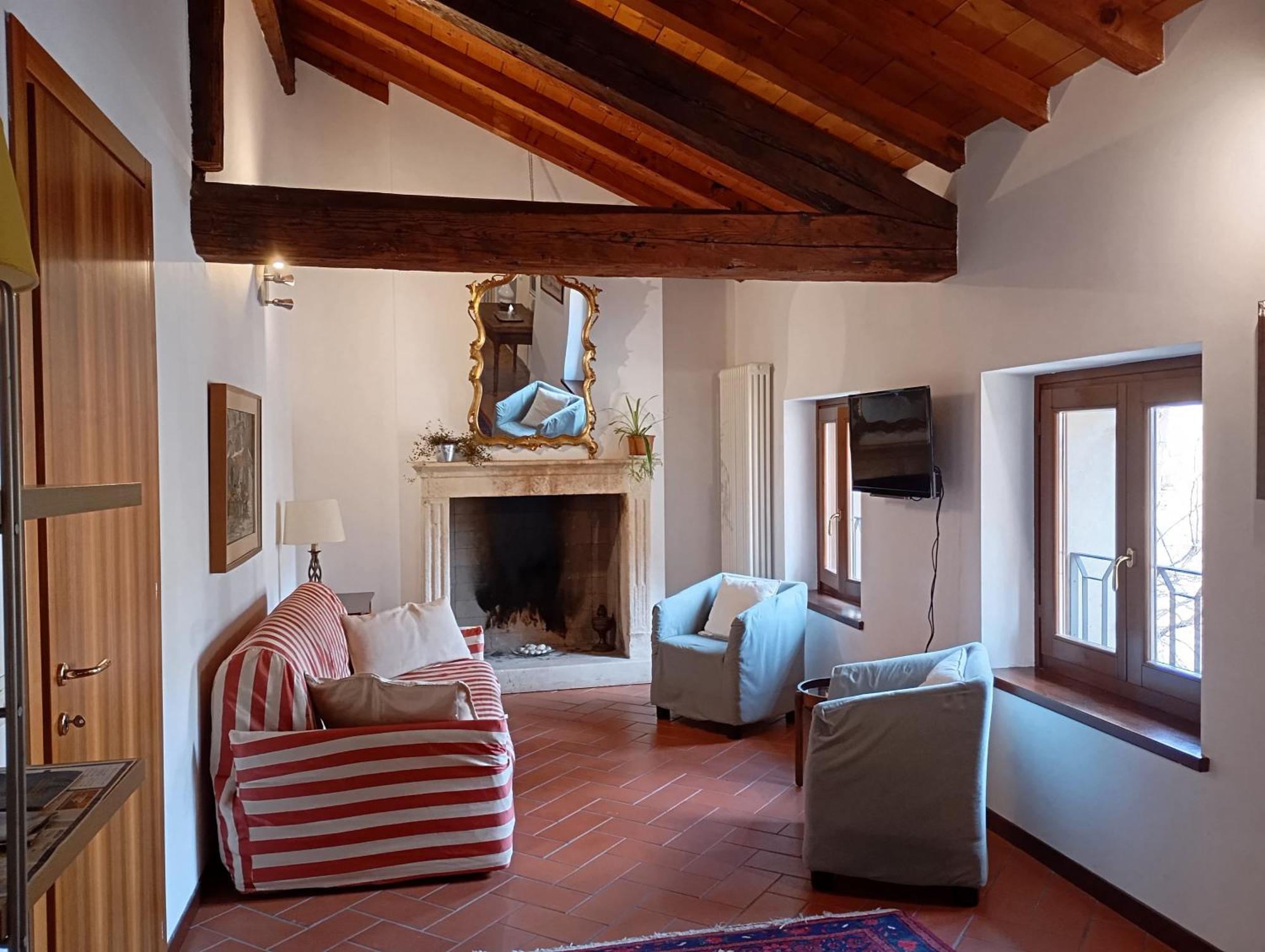 La Finestra Sul Civico Cinque Apartment Verona Luaran gambar