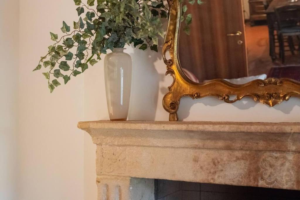 La Finestra Sul Civico Cinque Apartment Verona Luaran gambar