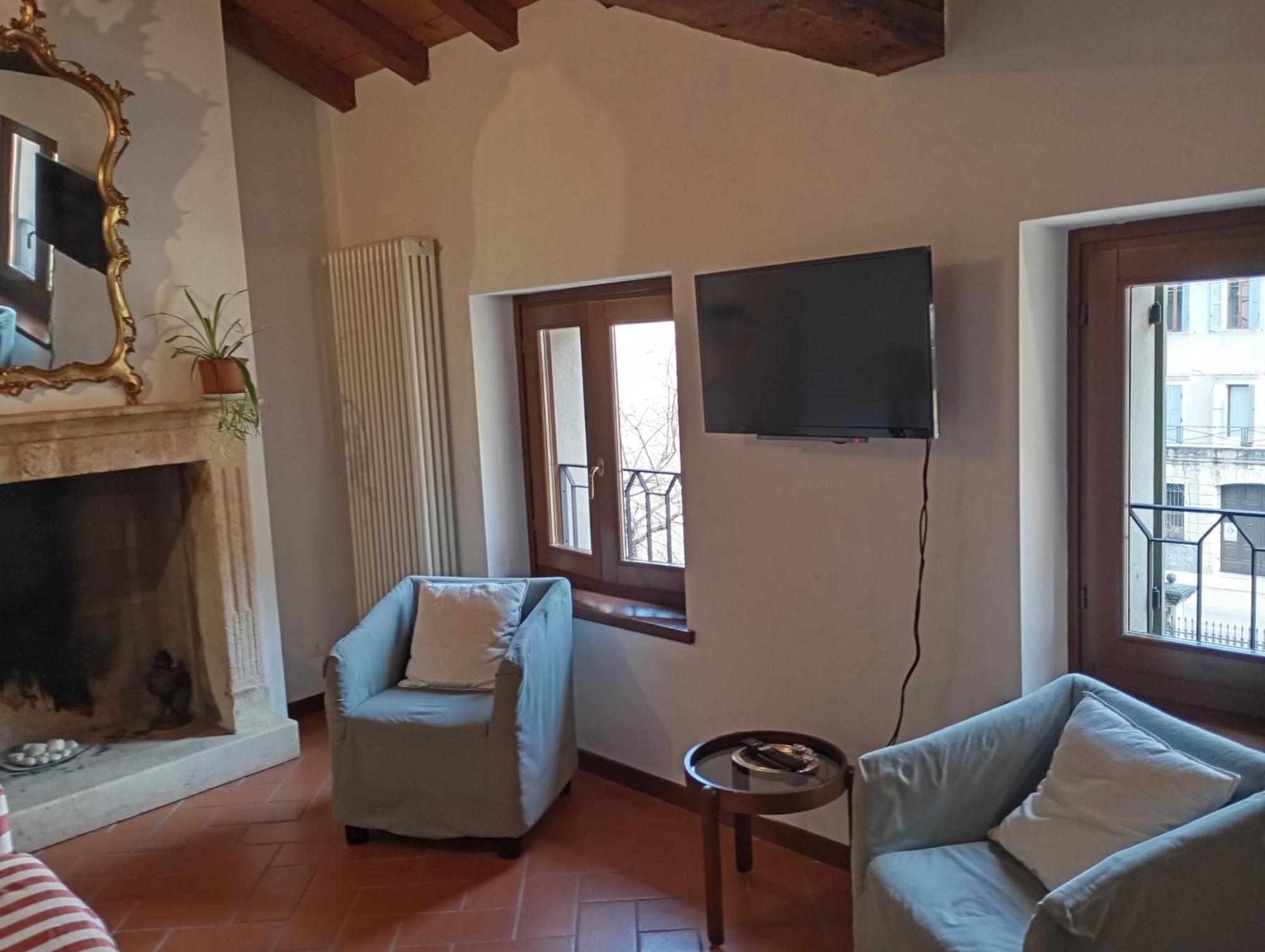 La Finestra Sul Civico Cinque Apartment Verona Luaran gambar